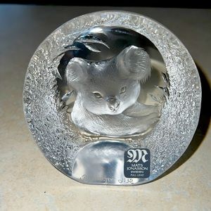 Mat Jonasson Swedish Scandinavian Art Glass Koala Bear Sculpture Paperweight